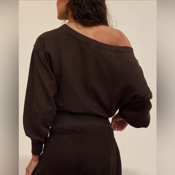 Sold - Picture 4 of 7